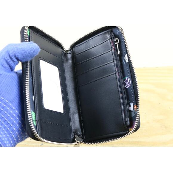 New Loungefly Wallet Disney Nightmare Before Christmas Tree String Lights Glow - Picture 3 of 6